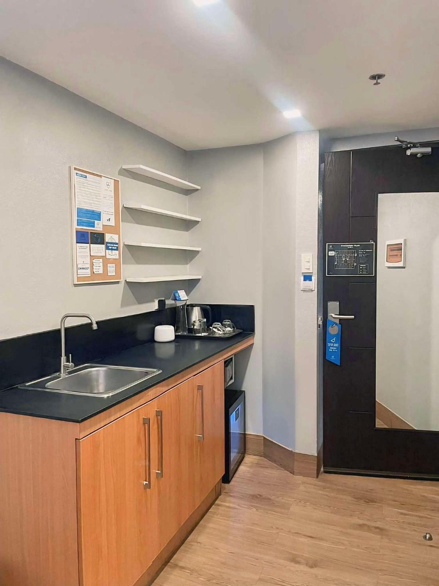 Selah Pods Hotel Manila باساي المظهر الخارجي الصورة