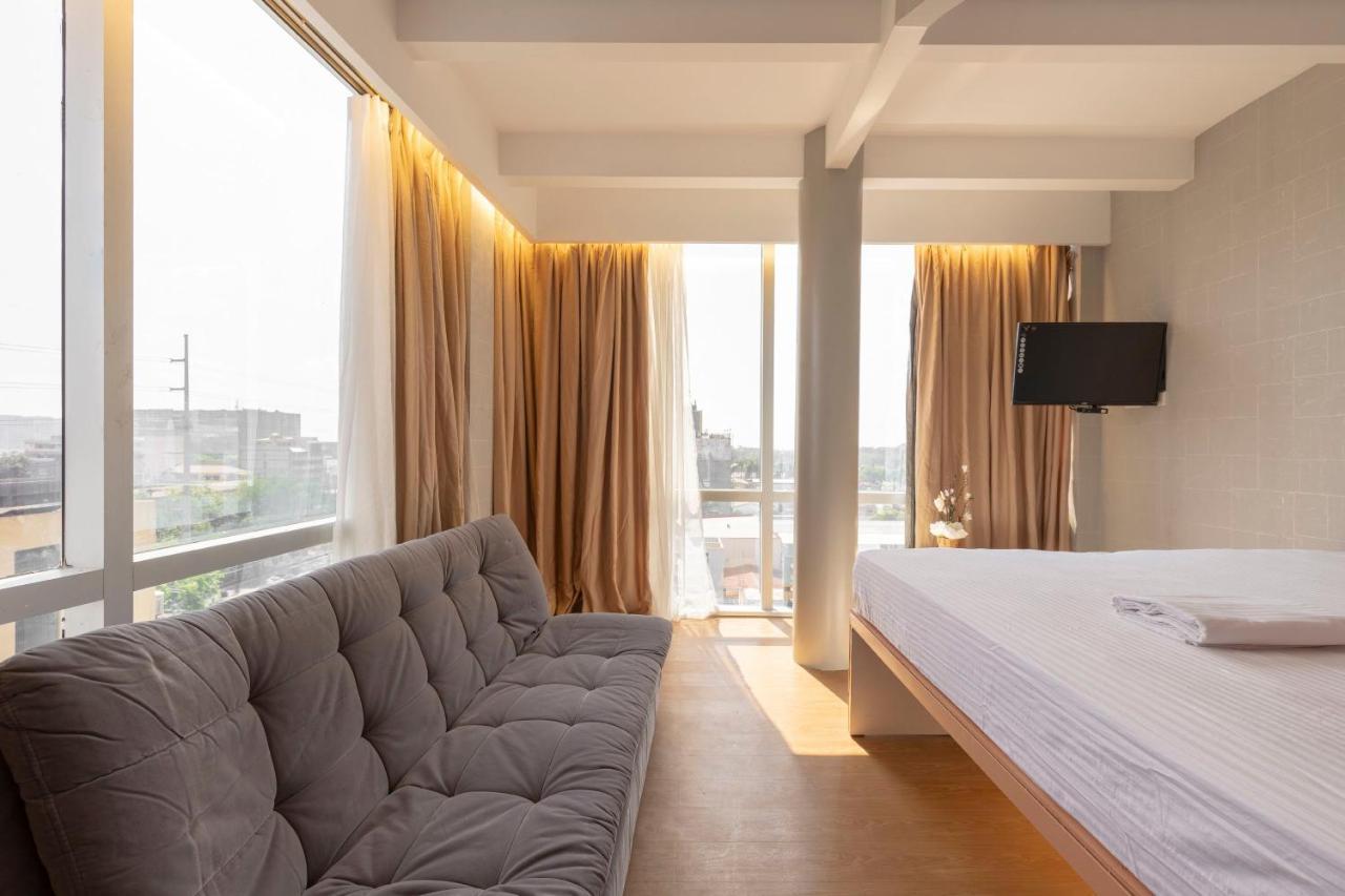 Selah Pods Hotel Manila باساي المظهر الخارجي الصورة
